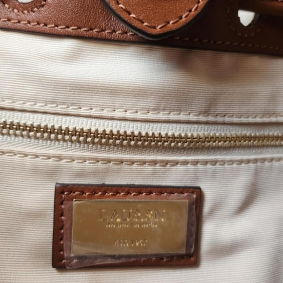 Ralph Lauren Leather Large Andie Drawstring Bag - Picture 3 of 8